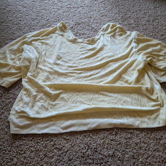 We The Free Oversize yellow sweatshirt XS - Picture 1 of 6